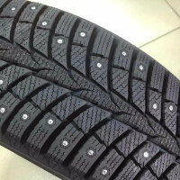 Зимние шипованные шины Laufenn I Fit Ice LW71 225/55R18 102T