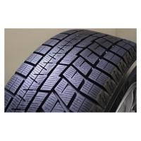 Зимние шины Yokohama iceGuard iG60 215/55R18 99Q